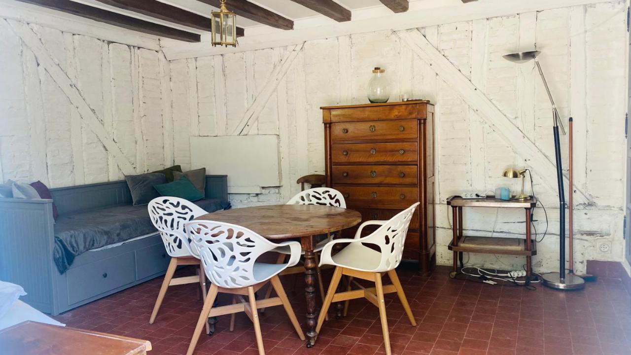 Le Gite De Saint Phal Exterior foto