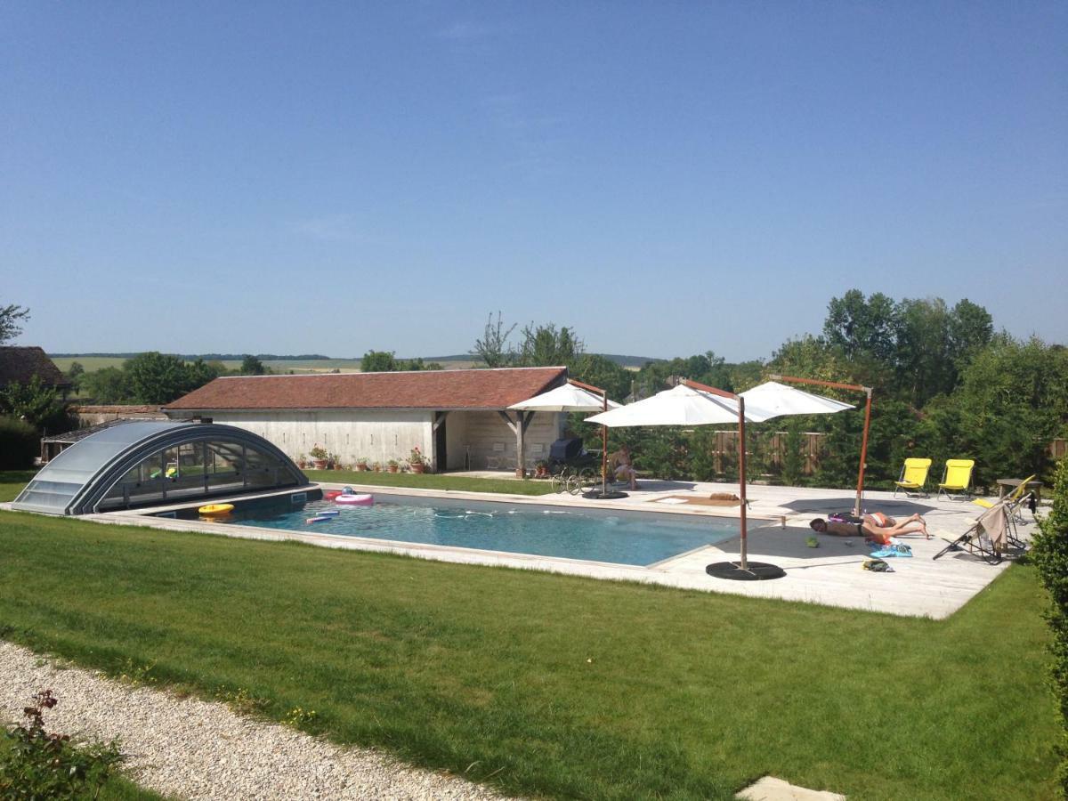 Le Gite De Saint Phal Exterior foto