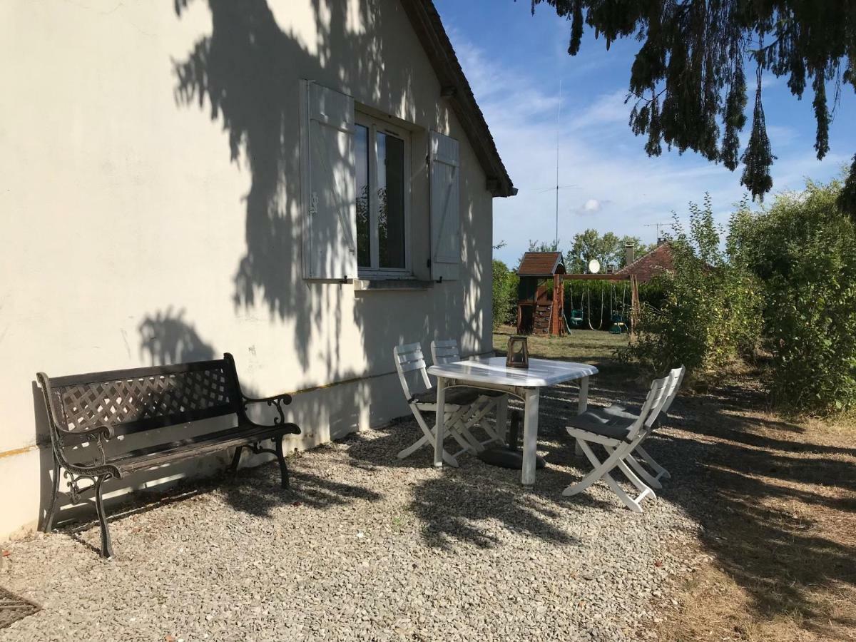 Le Gite De Saint Phal Exterior foto